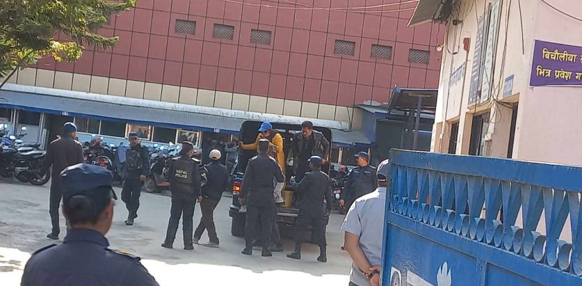 दुर्गा प्रसाईंका समर्थक २६ जना पक्राउ परिसके