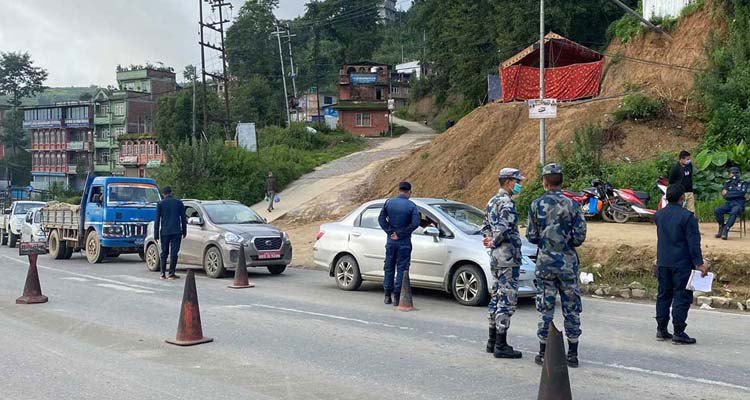 साना हतियार भित्रन सक्ने आशंकामा सबै नाकामा कडा चेकजाँच