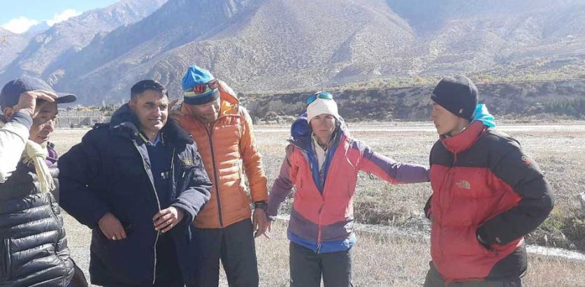 मुस्ताङमा हराएकाहरु हेलिकोप्टरमार्फत सकुशल उद्दार