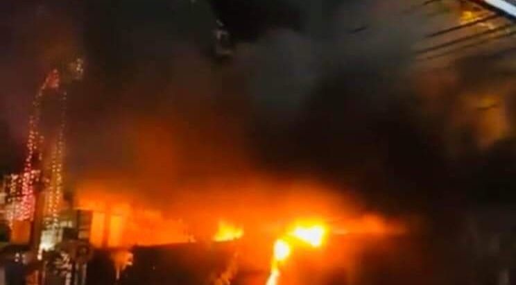 पटका पड्काउँदा किराना पसलमा आगलागी