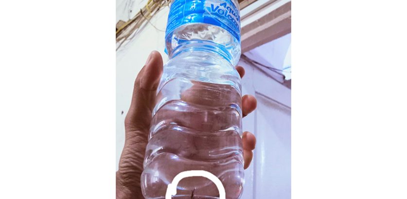 मिनिरल वाटरको बोत्तलमा भेटियो किरा, तिराइयो १ लाख