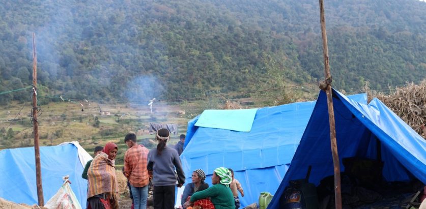 भूकम्प पिडित सुत्केरी, वृद्धवृद्धाहरु चिसोको मारमा