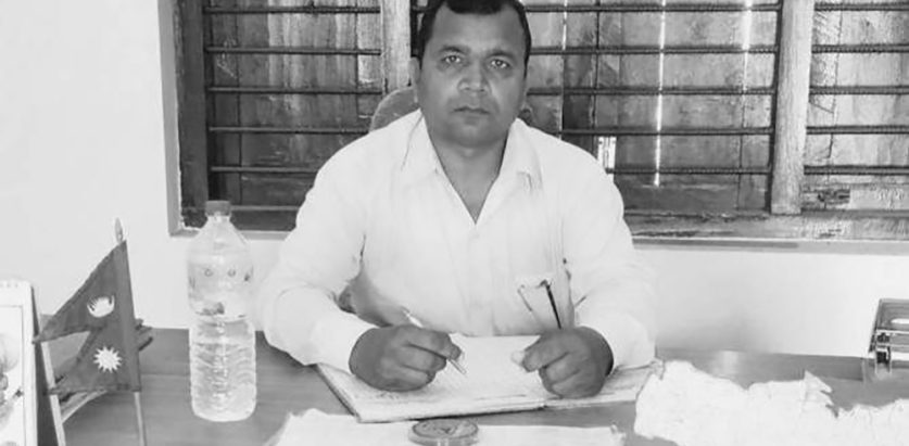 प्रधानाध्यापकको आत्महत्याले सिरहामा पठनपाठन ठप्प