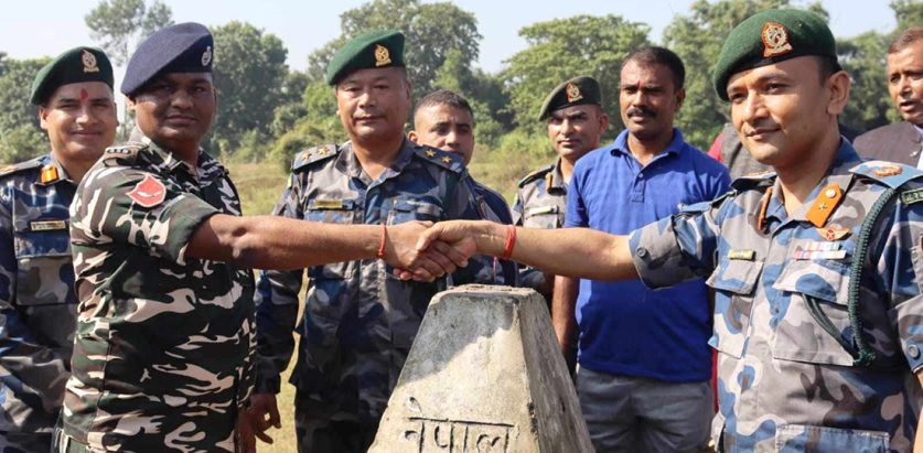 मधेस प्रदेशमा दशगजा क्षेत्रका सीमास्तम्भ मर्मत सुरु