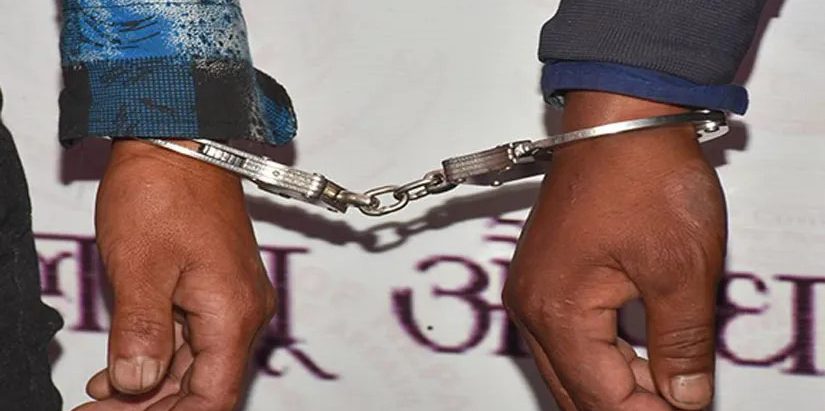 चितवनमा गाँजासहित २ जना पक्राउ