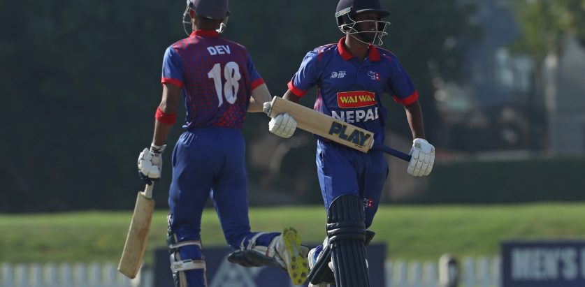 नेपाल ५२ रनमै अल आउट