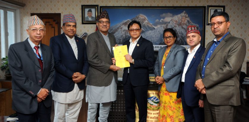 यती एयर दुर्घटनाको गल्ती औंल्याउँदै आयोगले बुझायो प्रतिवेदन