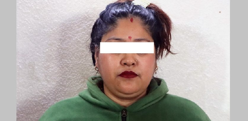 अमेरिका पठाउँछु भनेर ठगेको आरोपमा महिला पक्राउ