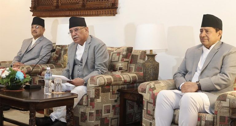 ३१ जना यात्रु छुटेको थाहा भएको भए प्लेन रोकेर पनि लिएर जान्थें : प्रधानमन्त्री प्रचण्ड