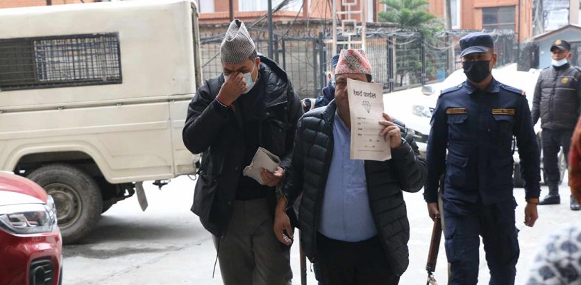 धरौटीमा छुटेका खाँणका स्वकीयसचिवसहित ३ जनालाई विभागमा पुर्‍याइयो