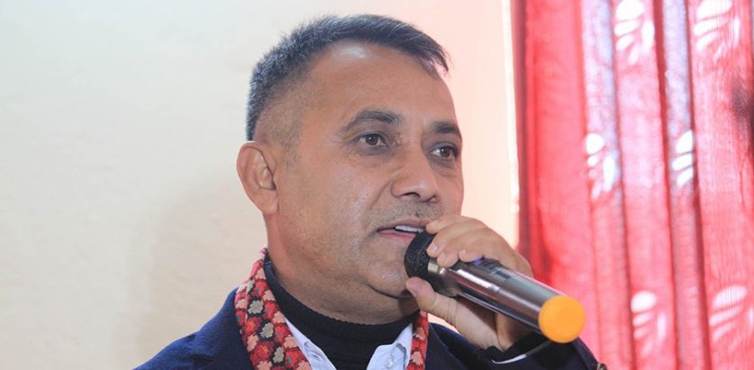 बालेनलाई न्यूरोडको फुटपाथ बढाउन दिनुपर्छ, केन्द्रको हस्तक्षेप बन्द गर- महामन्त्री शर्मा