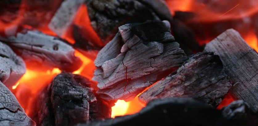 सिन्धुपाल्चोकमा आगो ताप्दा ताप्दै……