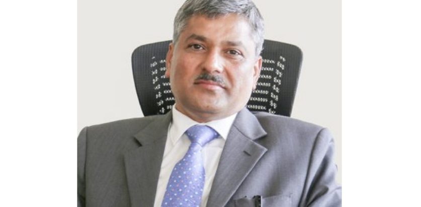 बैंकहरुले धेरै ब्याज लिएको भए राष्ट्र बैंकमा उजुरी गर्नुस् : गभर्नर