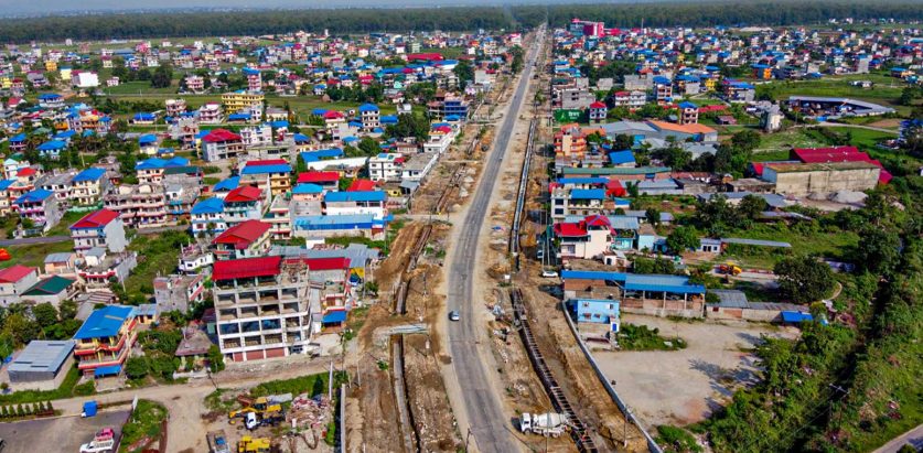 भरतपुर महानगरका विद्यालय क्षेत्रका पसलबाट सुर्तीजन्य पदार्थ बरामद