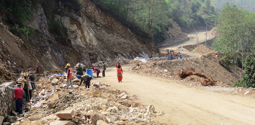 भेडेटार–राँके सडक : धनकुटामा धमाधम, इलाम–पाँचथरमा सुस्त