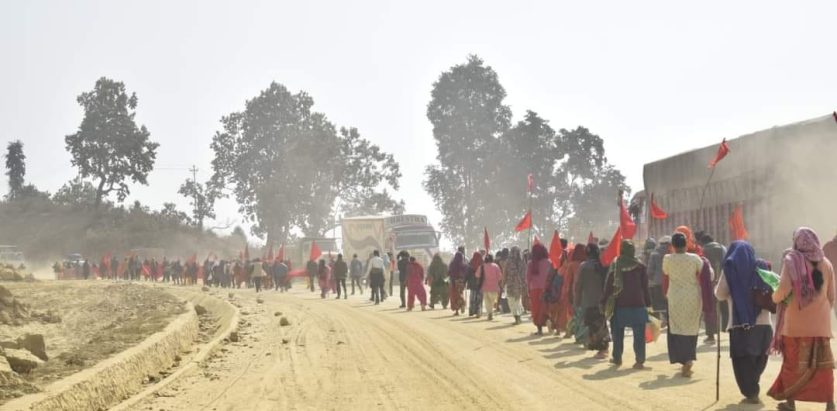 आन्दोलनका लागि हिँडेरै काठमाडौँ आइपुगे देशभरका मिटरब्याजी पीडित