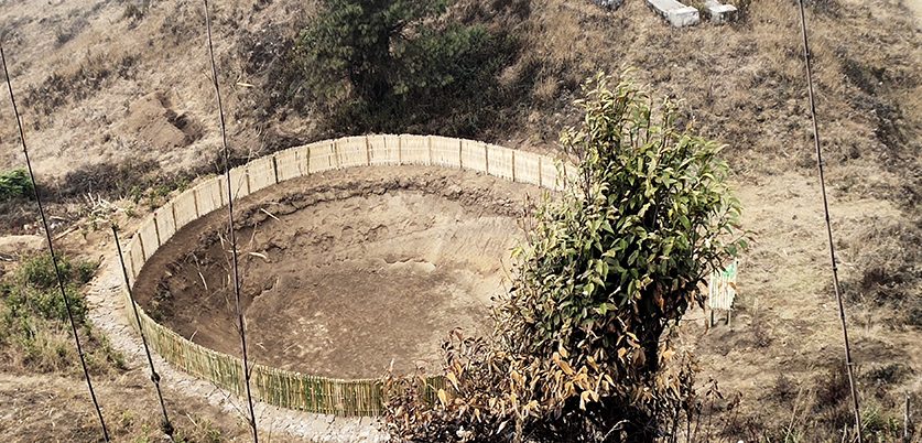 धनकुटामा पानीको मुहान संरक्षण गर्न रिचार्ज पोखरी