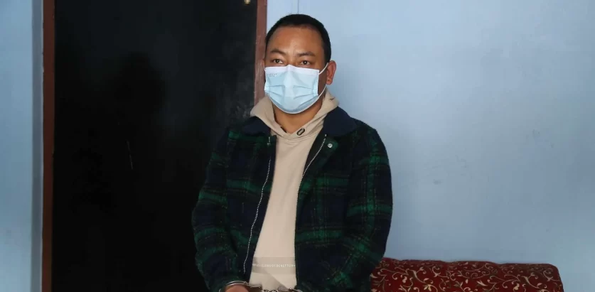 ६ सयभन्दा बढी नागरिकलाई ठगेको आरोपमा तामाङ पक्राउ