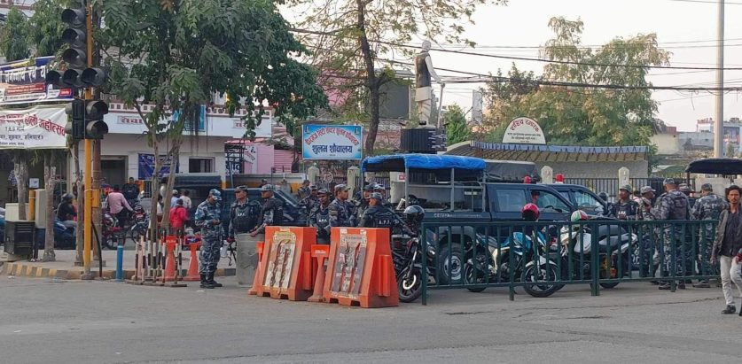 वीरगन्जमा कर्फ्यु जारी, उल्लंघन गर्ने ९ जना पक्राउ