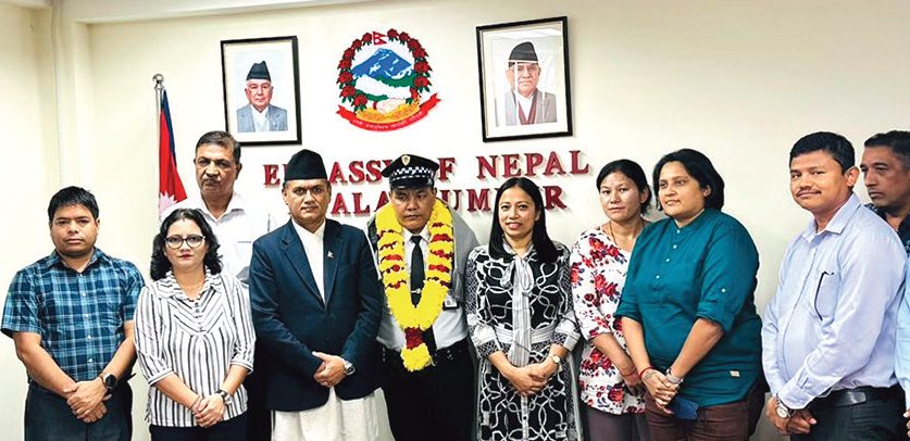 को हुन् मलेसियमा झन्डै ६ लाख रिंगेट भेट्टाउने नेपाली ?