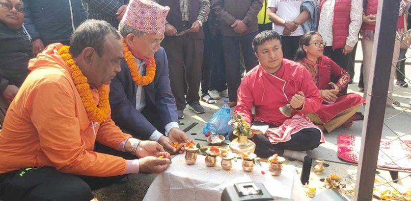 नेपालमै पहिलो पटक लिफ्टसहित आकासे पुल निर्माण सुरु