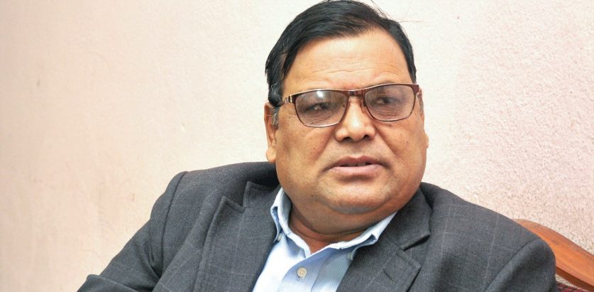 कृष्णबहादुर महरासहितलाई  कारबाही गर्न गृहमन्त्री लामिछानेको निर्देशन