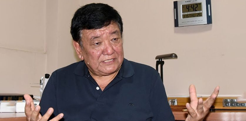 ओली प्रतिष्ठानले डा. रुइतलाई ५ लाख नगदसहित सम्मान गर्ने