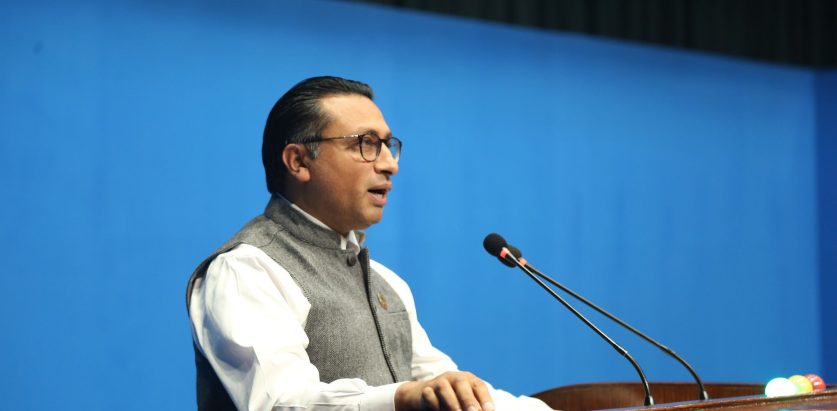 कांग्रेसलाई सांसद वाग्लेको चूनौति : आरोप लाग्नासाथ मन्त्रीबाट मात्रै होईन सांसदबाट समेत राजीनामा दिन तयार हो ?