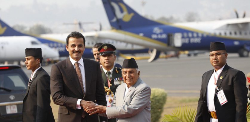 कतारका राजा स्वदेश फिर्ता