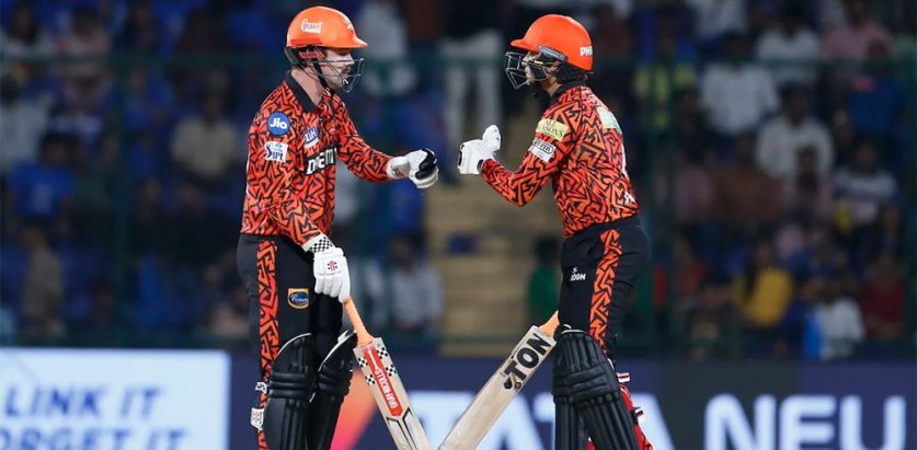 आइपिएलमा कसरी भइरहेको छ छक्का र चौकाको वर्षा ?