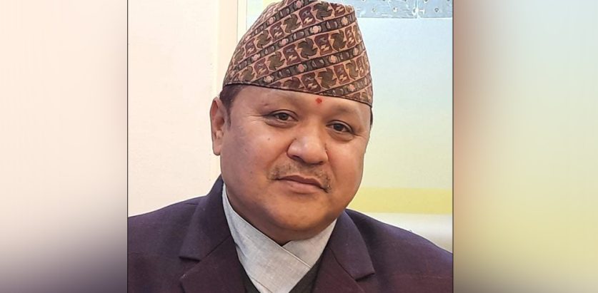 आफ्नालाई पाखा लगाएर विदेशी राजालाई सम्मान भन्दै राप्रपा प्रवक्ताको व्यंग्य