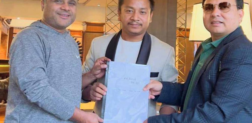 अशोक दर्जीलाई लिएर  ‘मनबिनाको धन ठूलो कि धनबिनाको मन’ फिल्म बनाउदै