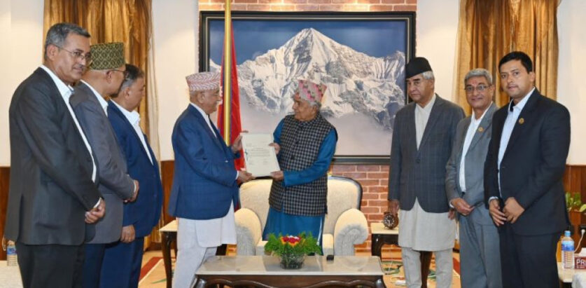 आज देशको ४५औँ प्रधानमन्त्री बन्दै एमाले अध्यक्ष केपी शर्मा ओली