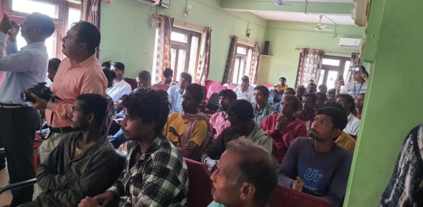 ५ महिनादेखि भारतमा बन्धक बनाइएका २८ जना नेपाली मजदुरकाे उद्धार