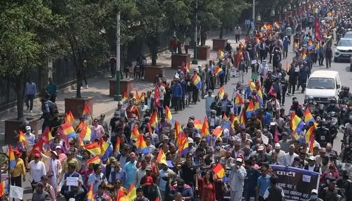 राप्रपाले आज काठमाडौंमा प्रदर्शन गर्दै, निषेधित क्षेत्र तोड्ने भनेपछी गृह मन्त्रालयले दियो यस्तो चेतावनी 