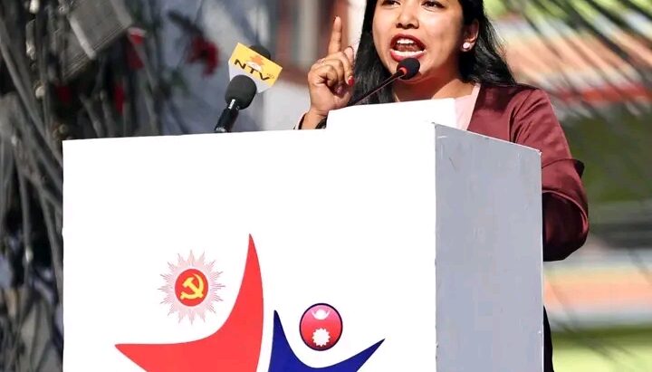 सुनिताले बालेनलाई लक्षित गर्दै  “स्टन्ट गरेर देश बन्दैन” भनेपछी 