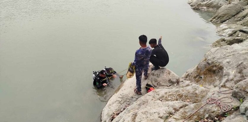 हजुरआमाको चप्पल लिन गएका दीक्षा र स्वप्निलको नारायणीमा डुबेर गयो ज्यान 