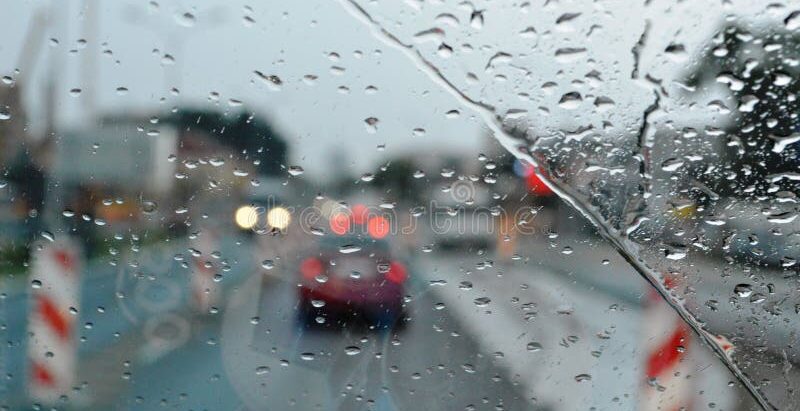 बिहीबार बिहानैदेखी काठमाडौमा हावहुरी सहित बर्षा, आज देश देशभर आंशिक बदली हुने