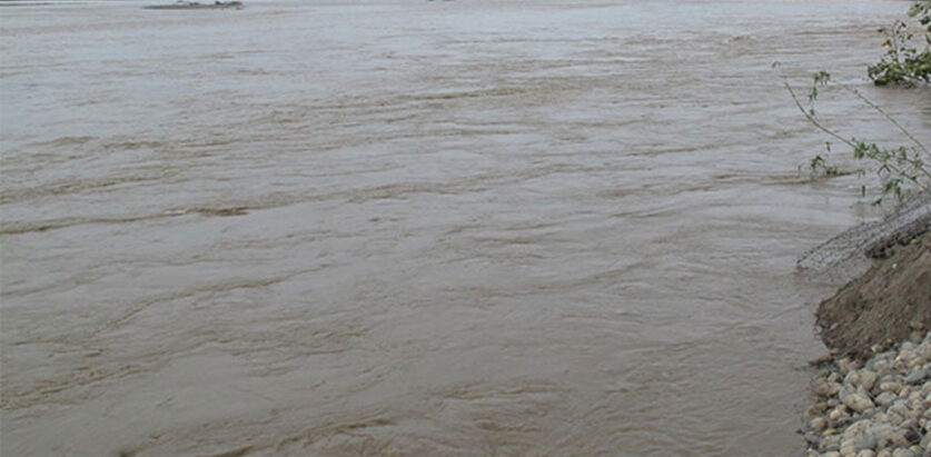 पौडी खेल्ने क्रममा नारायणी नदीमा बेपत्ता भएका दुई बालकको शव फेला पर्यो