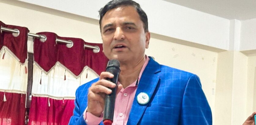 ताप्लेजुङमा शौचालय गएका योगेशलाई घेरेर नाराबाजी गरेपछी भट्टराई भन्छन्- मलाई दुःख लागेको छैन